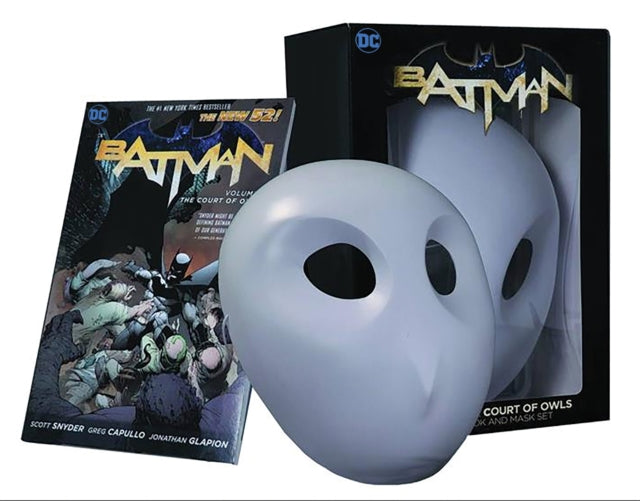 Book cover of: Batman: The Court of Owls Mask and Book Set. By: Scott Snyder