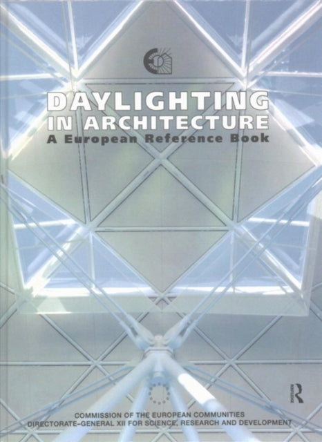 Book cover of: Daylighting in Architecture. By: Nick V. Baker