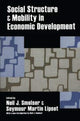 Book cover of: Social Structure and Mobility in Economic Development. By: Seymour Martin Lipset