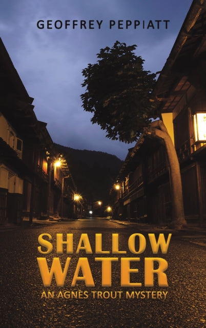 Book cover of: Shallow Water. By: Geoffrey Peppiatt