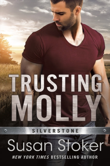 Book cover of: Trusting Molly. By: Susan Stoker