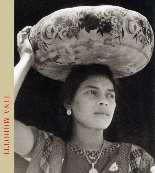Book cover of: Tina Modotti. By: Isabel Tejeda Martín